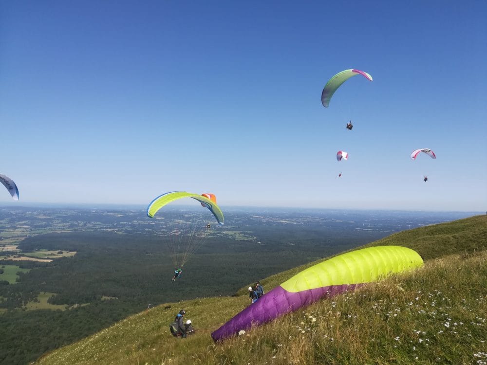 Baptême de l'air en parapente au Puy-de-Dôme